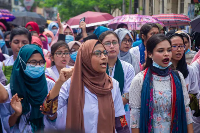 ডাক্তার 