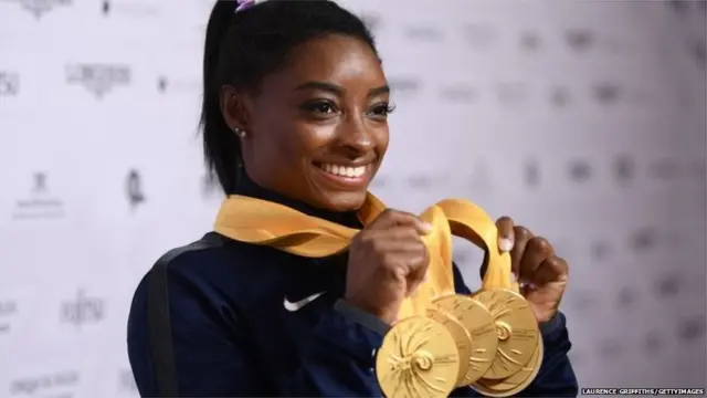 अमेरिकी जिमनास्ट सिमोन बाइल्स