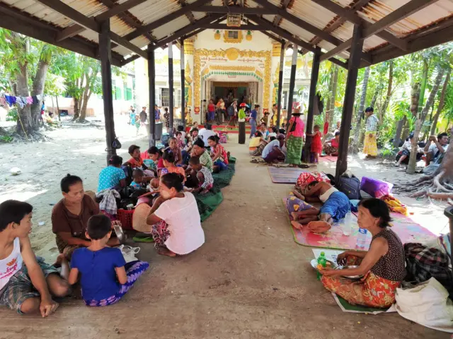 မုန်တိုင်းမိုခါ ဘေးလွတ်ရာကိုရှောင်လာကြတဲ့ သူများ