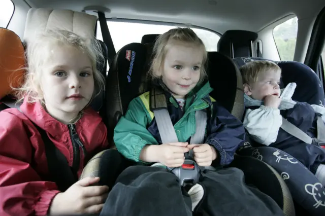 கார் விபத்து, சீட் பெல்ட், ஏர் பேக், கார் பாதுகாப்பு