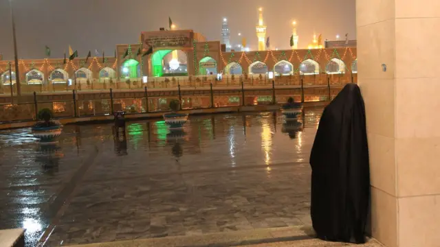 آرامگاه امام هشتم شیعیان