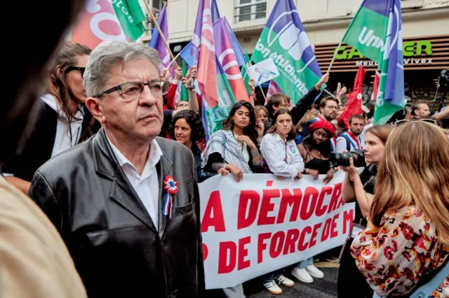 Mélenchon en las protestas del 6 de septiembre en París.