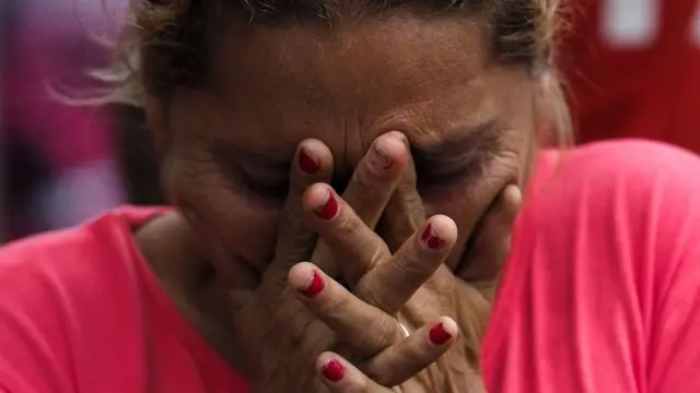 Familiar de prisionero en la cárcel de Pessoa