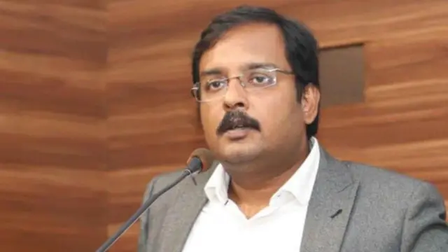 IMEI નંબર સાથે ચેડાં, SIM કાર્ડ નંબર, સંચારસાથી ઍપ વિવાદ, સંચારસાથી વેબસાઇટનો ઉપયોગ, જૂનો મોબાઇલ ફોન ખરીદતી કે વેચતી વખતે ધ્યાન રાખવું, બીબીસી ગુજરાતી સાથે સમજો