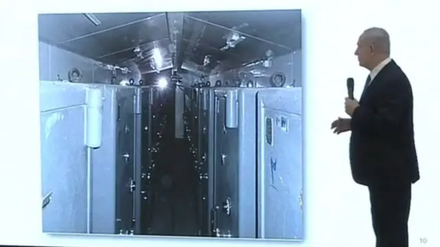 Документы хранились в этих сейфах, сказал премьер-министр Израиля