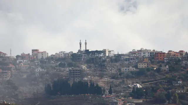 جزء من المباني المتضررة بالقرب من الحدود مع إسرائيل، جنوب لبنان