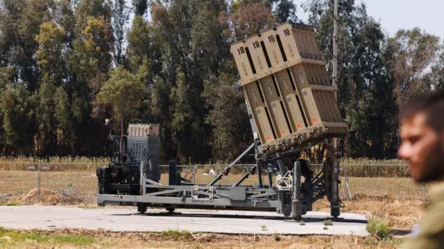 இஸ்ரேல் - இரான்: படை மற்றும் ஆயுத பலம் யாருக்கு அதிகம்?