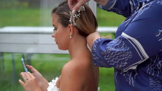 스웨덴은 북유럽 국가들 중 가장 다양성이 두드러지는 나라다. 국민 25%가 외국에서 태어났거나 부모의 국적이 다르다. 그는 "다른 문화권에서는 성공을 축하하고, 재능 있는 사람들에게 박수를 친다"고 했다