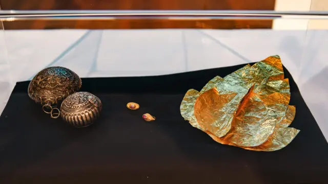 Belanda memulangkan 68 artefak, menambah daftar ratusan benda jarahan masa penjajahan yang mereka kembalikan sepanjang 2024.