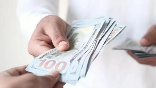 দেশের মুদ্রার অবমূল্যায়ন বিদেশি ঋণের ঋণের বোঝাও বাড়িয়ে দেয়