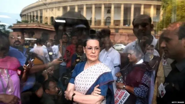 सोनिया गांधी