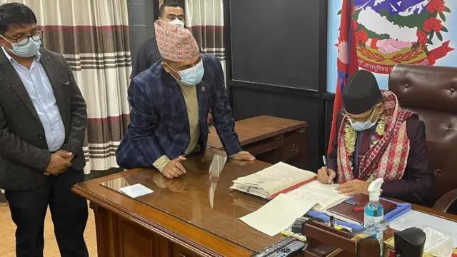 सङ्घीय मामिला तथा सामान्य प्रशासन मन्त्री राजेन्द्र श्रेष्ठ