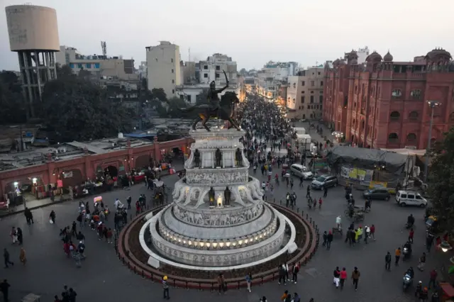 ਅੰਮ੍ਰਿਤਸਰ