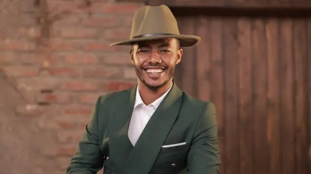 Haqiqiy yalangoch xotin