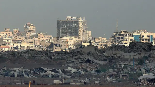 Разрушенные здания в городе Газа