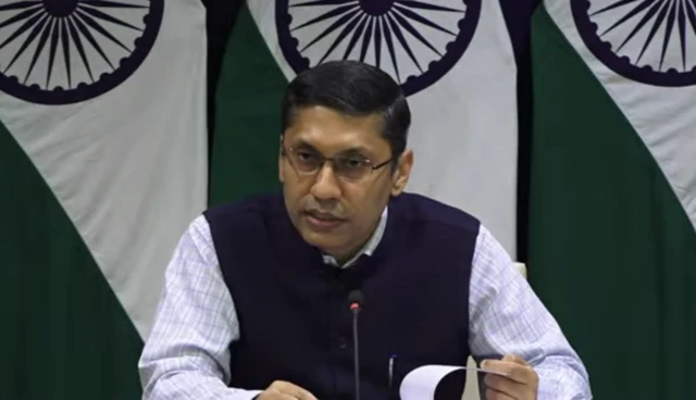 அரிந்தம் பக்சி