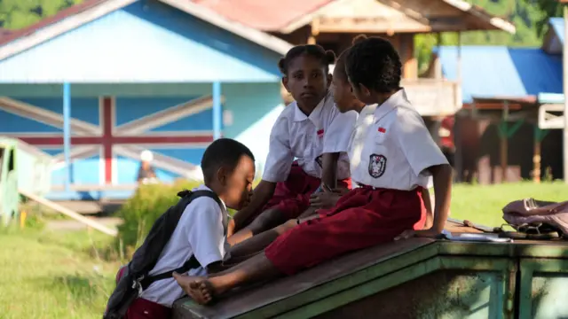Badan Gizi Nasional (BGN) disebut sedang menata ulang target penerima manfaat MBG. Satu di antaranya menyasar anak-anak di wilayah 3T dan daerah dengan angka stunting tinggi.