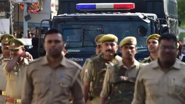 உத்தரப் பிரதேசம், போட்டித் தேர்வு, முறைகேடு 