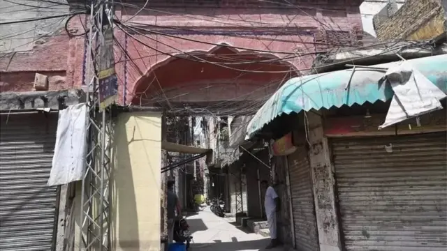 లాహోర్ లోని ఖిలా గుజ్జర్ సింగ్