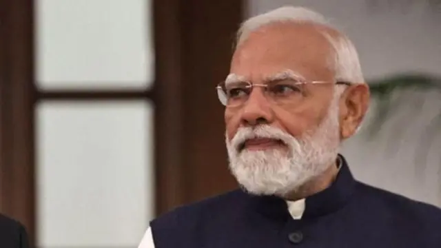 গোয়ার মুখ্যমন্ত্রীর সাথে কথা বলেছেন নরেন্দ্র মোদী