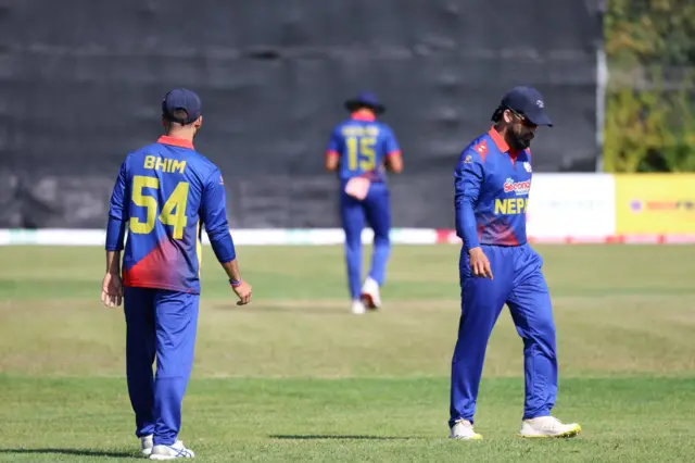 नेपाली क्रिकेट खेलाडीहरू 