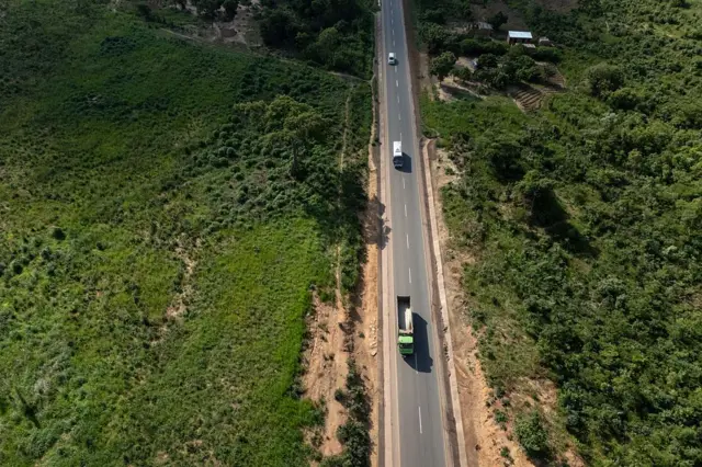 Une route en RDC