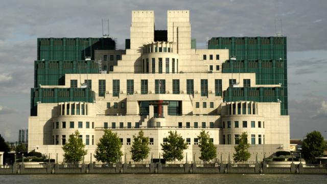 位于伦敦泰晤士河畔的英国军情六处（MI6）总部大楼