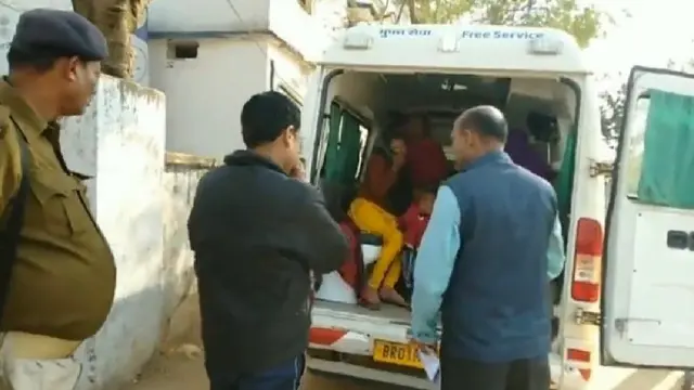 ஆம்புலென்சில் தேர்வு எழுதச் சென்ற ருக்மிணி