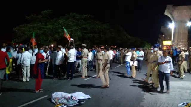 கோவை - ஆர்ப்பாட்டம்