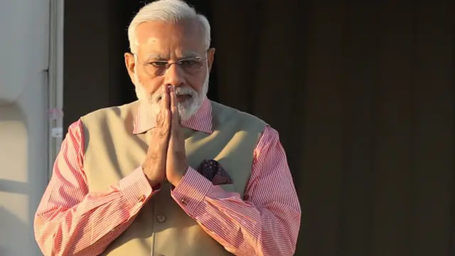 नरेंद्र मोदी