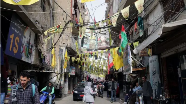 دار النقاش عبر مواقع التواصل حول ما وصفه المغردون بالتوتر السياسي