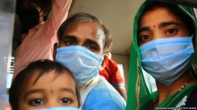 मिडिल क्लास लोगों के हाथ में नहीं पहुंचा पैसा