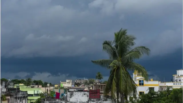 ગુલાબ વાવાઝોડું