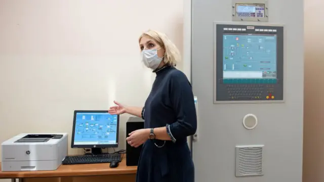 Студенты по всей стране жалуются, что по качеству дистанта сильно отличается от очного обучения, за которое они заплатили деньги