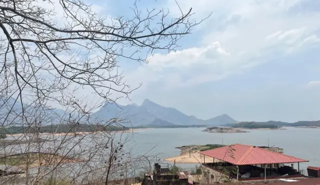 மலம்புழா அணை, கேரளா