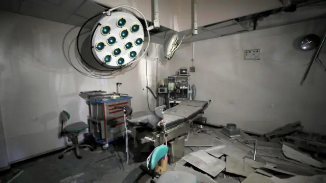 तबाही के बाद अल-बसमा सेंटर की तस्वीर