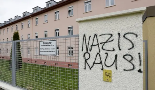 "Наці геть"