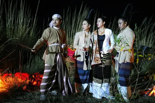 အထိန်းတော်ရုပ်ရှင်ထဲက ပြကွက်တစ်ခု 