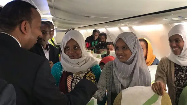 Hidhamtoota 32 hiikaman