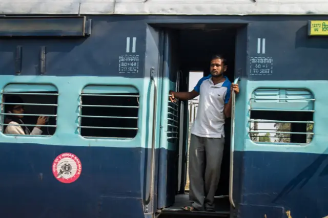 બીબીસી ગુજરાતી ભારતીય રેલવે ઉમેદવાર નોકરી લોકો પાઈલટ રોજગારી