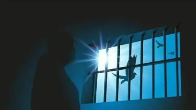 पाकिस्तान में पिछले साढ़े तीन सालों में देश में ईश निंदा के आरोप में क़ैद लोगों की संख्या बहुत बढ़ गई है 