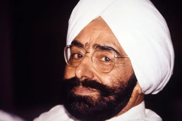 ਭਾਰਤ ਦੇ ਤਤਕਾਲੀ ਰਾਸ਼ਟਰਪਤੀ ਗਿਆਨੀ ਜ਼ੈਲ ਸਿੰਘ