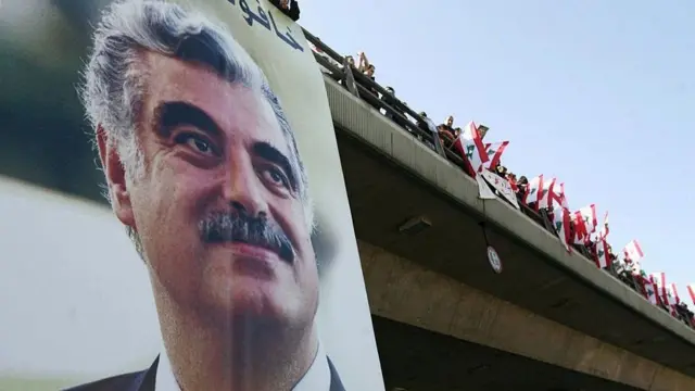 Dilka ra'iisul wasaarihii hore ee Lubnaan Rafik Hariri ayaa cadaadis dheeraad ah saaray Bashaar Al-Asad