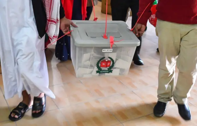 ব্যালট বক্স