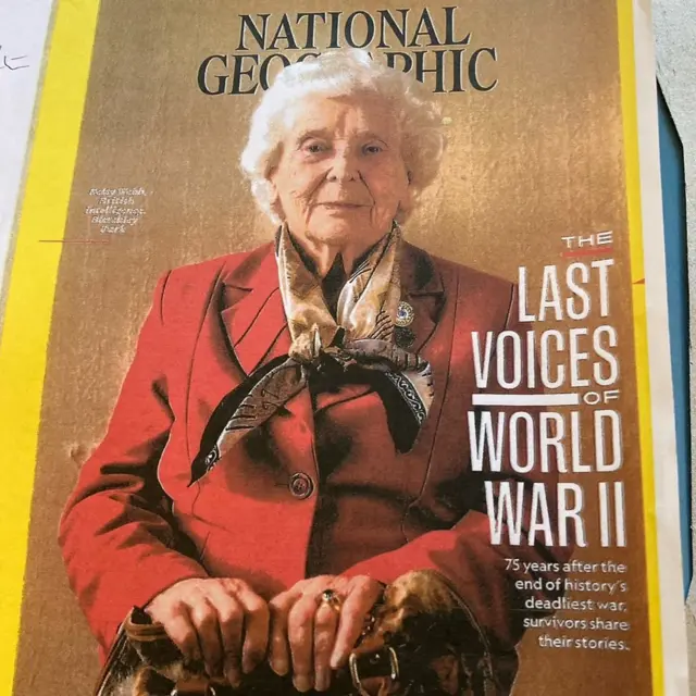Revista National Geographic con Betty Webb en la carátula