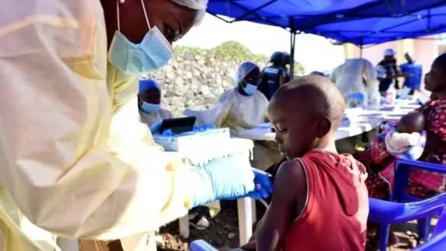 Mgbochi na ọgwụgwọ ọrịa Ebola