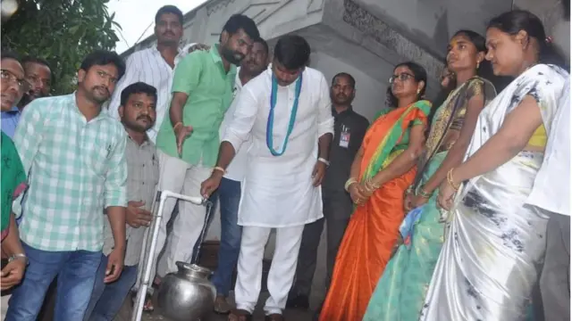 గడప గడపకు మన ప్రభుత్వం