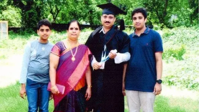మృతిచెందిన కుటుంబం