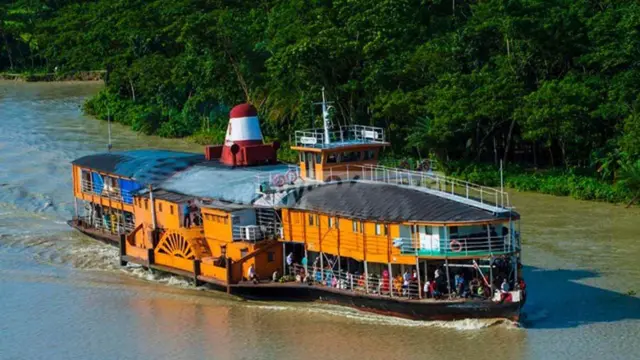 স্টিমার