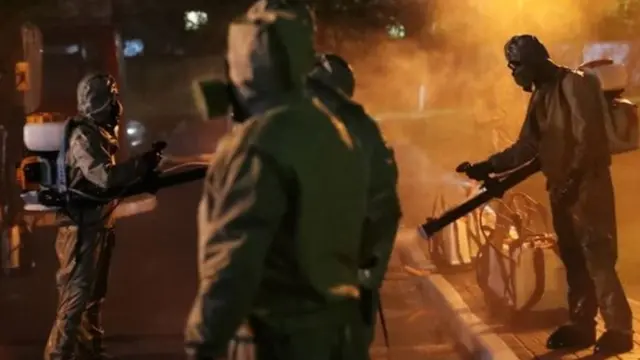 جيش بيلاروسيا يساعد في تطهير الشوارع